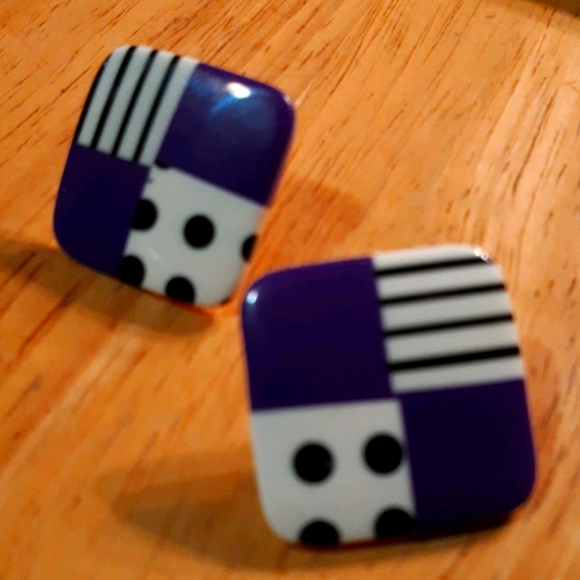 Vintage Earrings - Picture 1 of 3